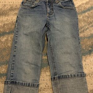Girls size 6 Old Navy Denim capris jeans